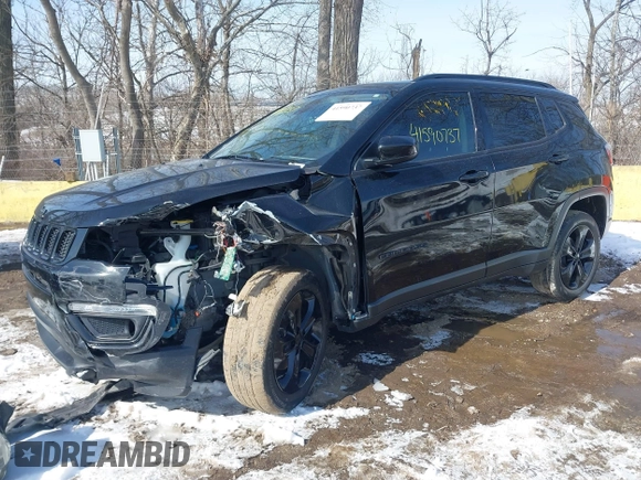 2018 Jeep Compass Latitude with VIN 3C4NJDBB8JT394845, listed as a IAAI auction lot 41590737 with 49,000 mi miles. Bid and sale history available at carsss.com. Image 6.