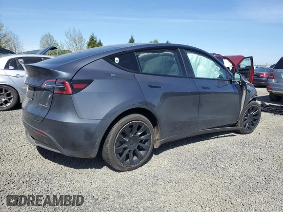 2022 Tesla Model Y Long Range z VIN 7SAYGDEE5NF367885, wystawiony jako Copart lot #52944795 z przebiegiem Nie podano mil oraz Szkoda całkowita • Salvage title. Historia ofert i sprzedaży dostępna na DreamBid. Obrazek 3.