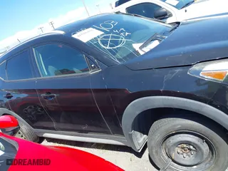 2017 Hyundai Tucson SE Plus with VIN KM8J33A47HU587053, listed as a IAAI auction lot 41516450 with 1 mi miles. Bid and sale history available at carsss.com. Image 13.
