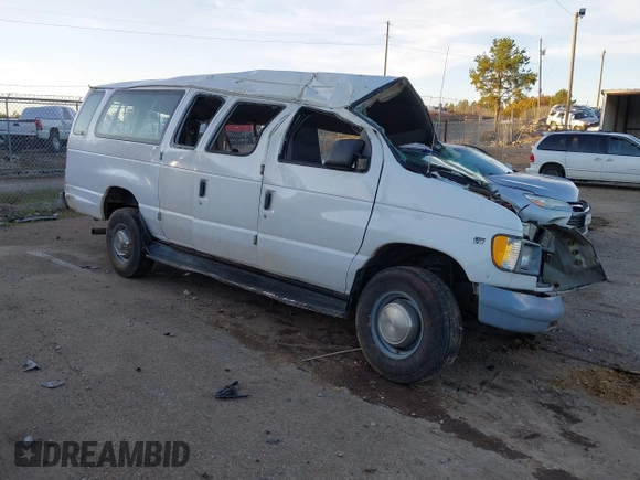 2000 Ford Econoline Passenger XL with VIN 1FBSS31L0YHA29853, listed as a IAAI auction lot 40940191 with 205,768 mi miles and . Bid and sale history available at DreamBid. Image 1.