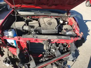 2019 Toyota Tacoma SR5 с VIN 3TMCZ5AN5KM221443, выставлен на аукционе Copart как лот 84698775 с пробегом 72 238 миль миль и Списание • Salvage title. История ставок и продаж доступна на DreamBid. Изображение 15.