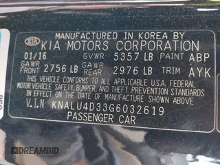 2016 Kia K900 Luxury with VIN KNALU4D33G6032619, listed as a IAAI auction lot 41307044 with 43,242 mi miles. Bid and sale history available at carsss.com. Image 9.