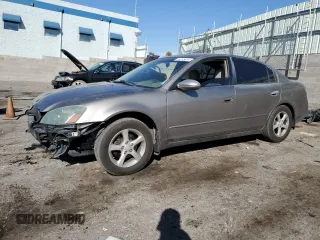2005 Nissan Altima 2.5 z VIN 1N4AL11DX5C227064, wystawiony jako Copart lot #84996454 z przebiegiem 178 511 mil mil oraz Szkoda całkowita • Salvage title. Historia ofert i sprzedaży dostępna na DreamBid. Obrazek 1.