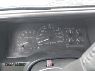 1998 Chevrolet Silverado 1500 with VIN 2GCEC19M2W1244285, listed as a IAAI auction lot 41286327 with 286,391 mi miles and . Bid and sale history available at DreamBid. Image 7.