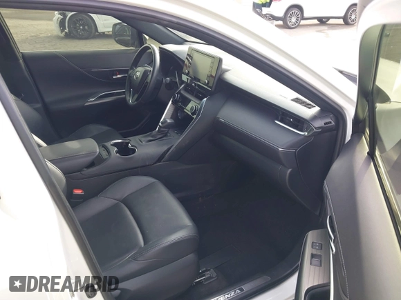 2022 Toyota Venza LE with VIN JTEAAAAH7NJ100573, listed as a IAAI auction lot 41056474 with 29,748 mi miles and . Bid and sale history available at DreamBid. Image 5.