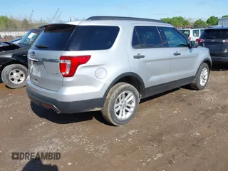 2017 Ford Explorer with VIN 1FM5K8BH3HGC51448, listed as a IAAI auction lot 41961380 with 102,496 mi miles and . Bid and sale history available at carsss.com. Image 4.