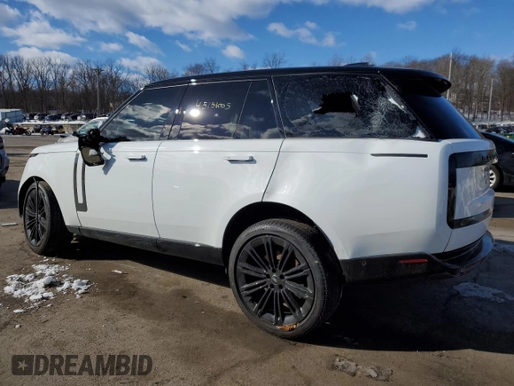 2023 Land Rover Range Rover SE z VIN SALKP9E72PA031813, wystawiony jako Copart lot #45151005 z przebiegiem Nie podano mil oraz Szkoda całkowita • Salvage title. Historia ofert i sprzedaży dostępna na DreamBid. Obrazek 2.