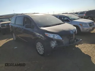 2016 Toyota Sienna LE with VIN 5TDJK3DC3GS129636, listed as a Copart auction lot 75938494 with 137,348 mi miles and Salvage Title. Bid and sale history available at carsss.com. Image 4.