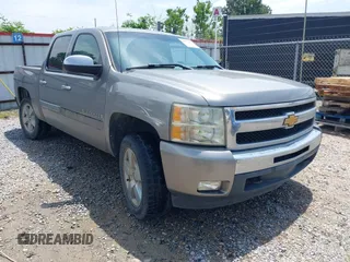 2009 Chevrolet Silverado 1500 LT with VIN 3GCEK23M29G147990, listed as a IAAI auction lot 42077987 with 197,454 mi miles and . Bid and sale history available at DreamBid. Image 1.