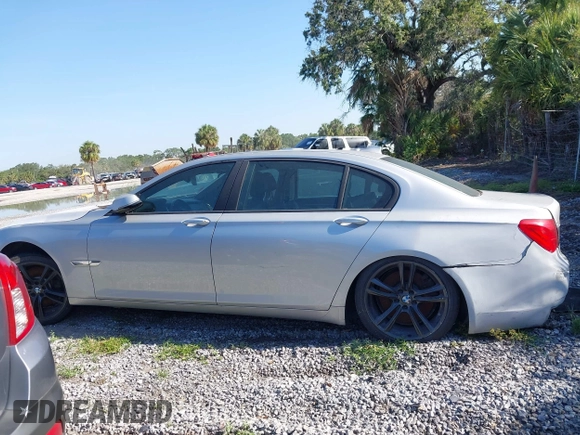 2013 BMW 7 Series 750Li with VIN WBAYE8C50DD133041, listed as a IAAI auction lot 42280002 with Not provided miles and . Bid and sale history available at DreamBid. Image 15.
