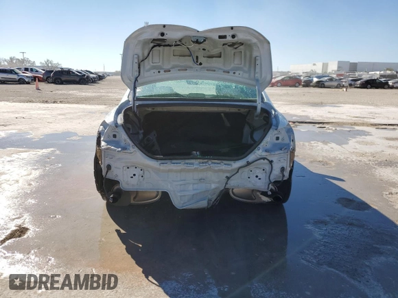 2022 Genesis G70 3.3T with VIN KMTG54TE8NU100556, listed as a Copart auction lot 82680694 with 42,679 mi miles and Salvage Title. Bid and sale history available at carsss.com. Image 6.