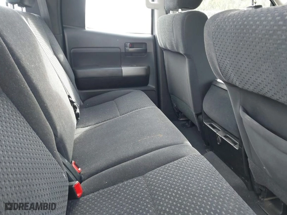 2010 Toyota Tundra 2WD Truck with VIN 5TFRU5F13AX024097, listed as a IAAI auction lot 41473230 with 196,411 mi miles. Bid and sale history available at carsss.com. Image 8.