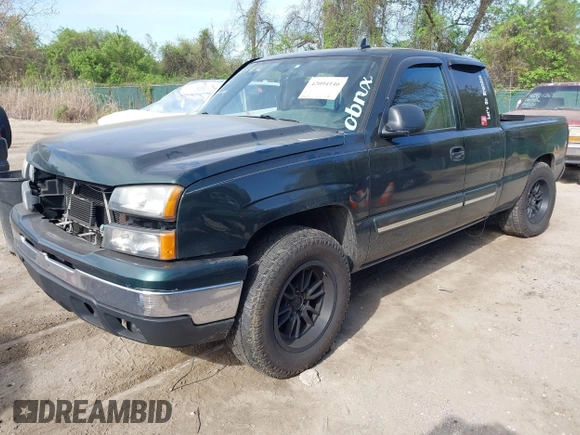 2006 Chevrolet Silverado 1500 LT1 with VIN 1GCEC19T76Z296588, listed as a IAAI auction lot 42094146 with 220,165 mi miles and . Bid and sale history available at DreamBid. Image 2.
