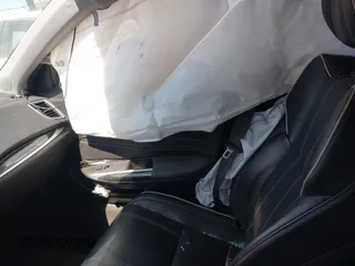 2018 Acura TLX Technology z VIN 19UUB2F50JA006646, wystawiony jako IAAI lot #42323007 z przebiegiem 80 884 mil mil oraz . Historia ofert i sprzedaży dostępna na DreamBid. Obrazek 5.
