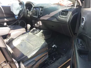 2019 Jeep Compass Limited with VIN 3C4NJDCB6KT653901, listed as a IAAI auction lot 42338815 with 87,909 mi miles and . Bid and sale history available at DreamBid. Image 5.