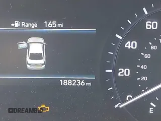 2018 Genesis G80 3.8L z VIN KMHGN4JE9JU265510, wystawiony jako IAAI lot #41985721 z przebiegiem 188 236 mil mil oraz . Historia ofert i sprzedaży dostępna na DreamBid. Obrazek 15.