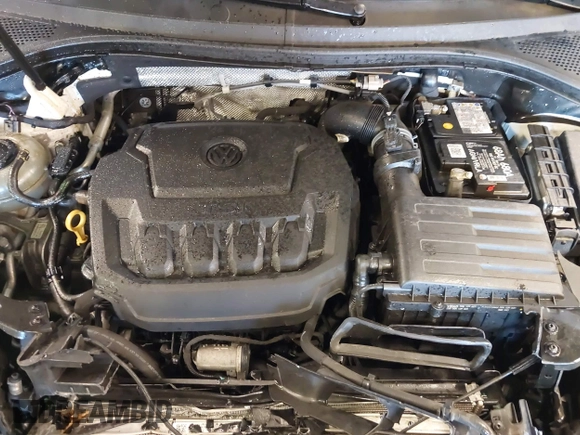 2021 Volkswagen Tiguan S with VIN 3VV0B7AX8MM019835, listed as a IAAI auction lot 41632843 with 35,357 mi miles and . Bid and sale history available at DreamBid. Image 10.