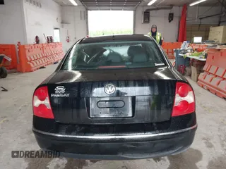 2005 Volkswagen Passat GLS with VIN WVWAD63B55P037732, listed as a IAAI auction lot 42330922 with 119,157 mi miles and . Bid and sale history available at DreamBid. Image 16.