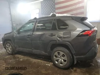 2021 Toyota RAV4 LE with VIN 2T3F1RFV4MW153139, listed as a Copart auction lot 45971955 with 33,991 mi miles and Salvage Title. Bid and sale history available at carsss.com. Image 2.