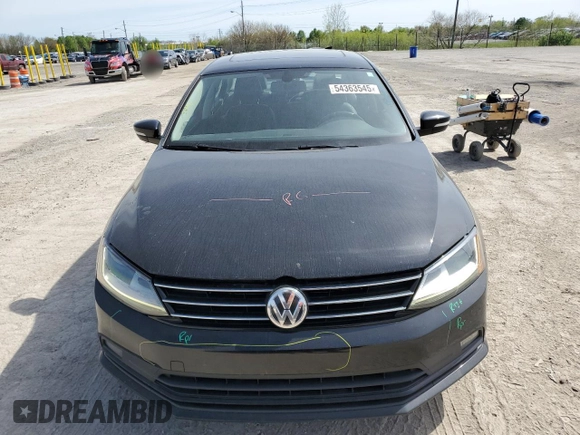 2017 Volkswagen Jetta SEL z VIN 3VWL17AJ4HM263303, wystawiony jako Copart lot #54363545 z przebiegiem 103 597 mil mil oraz Szkoda całkowita • Salvage title. Historia ofert i sprzedaży dostępna na DreamBid. Obrazek 5.