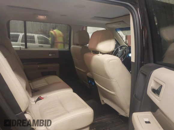 2013 Ford Flex SEL with VIN 2FMHK6C88DBD32396, listed as a IAAI auction lot 41960977 with 97,932 mi miles. Bid and sale history available at carsss.com. Image 8.