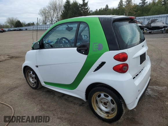 2014 Smart fortwo Passion with VIN WMEEJ9AA2EK763908, listed as a Copart auction lot 56653535 with 26,423 mi miles and Clean title. Bid and sale history available at DreamBid. Image 2.