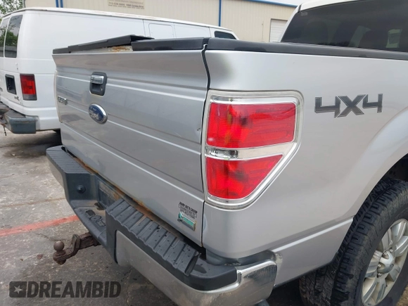 2010 Ford F-150 XL with VIN 1FTFW1EVXAFB54135, listed as a IAAI auction lot 41717790 with 192,365 mi miles. Bid and sale history available at carsss.com. Image 6.