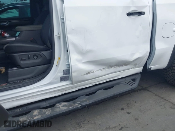2025 Chevrolet Silverado 1500 with VIN 3GCUKHEL6SG224899, listed as a IAAI auction lot 41828205 with 3,067 mi miles and . Bid and sale history available at DreamBid. Image 20.