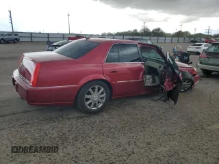 2008 Cadillac DTS 1SD z VIN 1G6KD57Y28U173094, wystawiony jako Copart lot #56895415 z przebiegiem 141 060 mil mil oraz Szkoda całkowita • Salvage title. Historia ofert i sprzedaży dostępna na DreamBid. Obrazek 3.