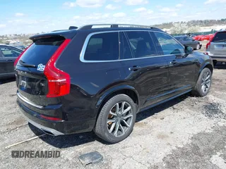2019 Volvo XC90 Momentum with VIN YV4A22PK0K1424421, listed as a IAAI auction lot 41965642 with 78,135 mi miles. Bid and sale history available at carsss.com. Image 4.