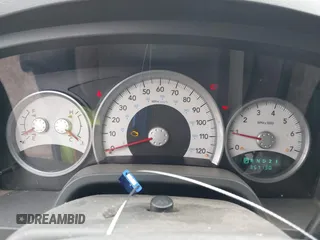 2007 Dodge Dakota SLT z VIN 1D7HE48K27S127788, wystawiony jako IAAI lot #42311626 z przebiegiem 357 130 mil mil oraz . Historia ofert i sprzedaży dostępna na DreamBid. Obrazek 7.