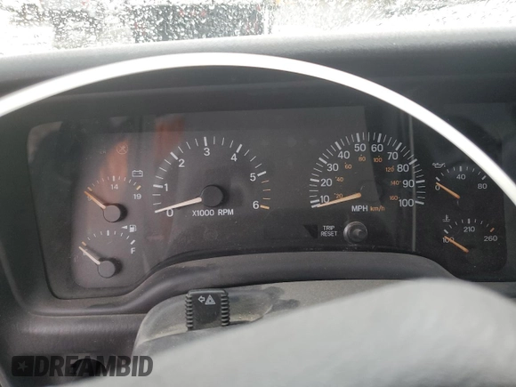 2000 Jeep Cherokee Limited with VIN 1J4FF68S0YL115669, listed as a Copart auction lot 85604524 with 0 mi miles and Salvage Title. Bid and sale history available at carsss.com. Image 9.