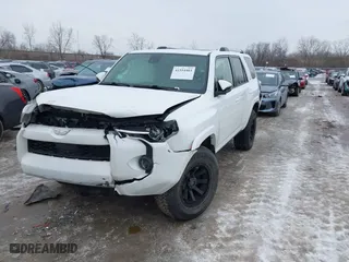 2022 Toyota 4Runner SR5 Premium with VIN JTENU5JRXN6010314, listed as a IAAI auction lot 41554403 with 35,238 mi miles. Bid and sale history available at carsss.com. Image 2.