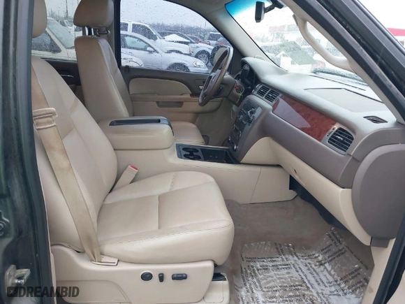 2013 GMC Sierra 1500 SLT with VIN 3GTP2WE70DG205210, listed as a IAAI auction lot 41107618 with 166,354 mi miles. Bid and sale history available at carsss.com. Image 5.