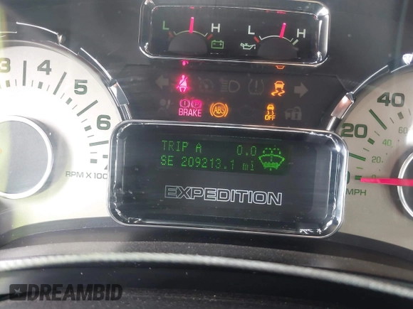 2014 Ford Expedition King Ranch with VIN 1FMJU1J52EEF62528, listed as a IAAI auction lot 42776269 with 209,213 mi miles and . Bid and sale history available at DreamBid. Image 7.