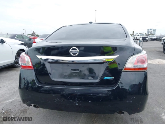 2013 Nissan Altima 2.5 SV with VIN 1N4AL3AP8DN487973, listed as a IAAI auction lot 42053839 with 124,871 mi miles. Bid and sale history available at carsss.com. Image 16.