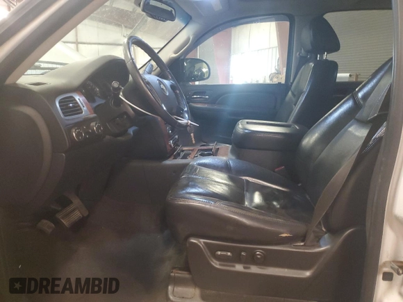2007 Chevrolet Tahoe LT с VIN 1GNFK130X7R400439, выставлен на аукционе Copart как лот 58725985 с пробегом 242 215 миль миль и Чистый • Clean title. История ставок и продаж доступна на DreamBid. Изображение 7.