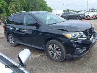 2018 Nissan Pathfinder SL z VIN 5N1DR2MM3JC664868, wystawiony jako IAAI lot #42438076 z przebiegiem 41 833 mil mil oraz . Historia ofert i sprzedaży dostępna na DreamBid. Obrazek 13.
