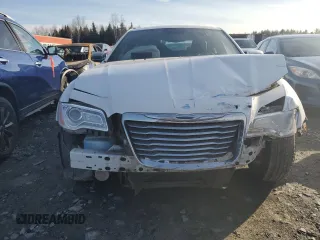 2014 Chrysler 300 C z VIN 2C3CCAEG8EH320769, wystawiony jako Copart lot #55211055 z przebiegiem 163 430 mil mil oraz Szkoda całkowita • Salvage title. Historia ofert i sprzedaży dostępna na DreamBid. Obrazek 5.