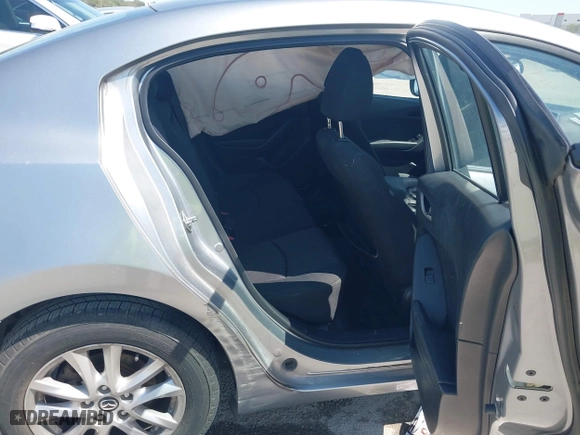 2016 Mazda Mazda3 i Sport with VIN JM1BM1U74G1280293, listed as a IAAI auction lot 41925632 with 119,679 mi miles. Bid and sale history available at carsss.com. Image 8.