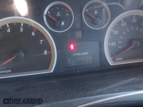 2005 Hyundai Santa Fe GLS with VIN KM8SC73E05U027078, listed as a IAAI auction lot 41265050 with 218,841 mi miles. Bid and sale history available at carsss.com. Image 7.