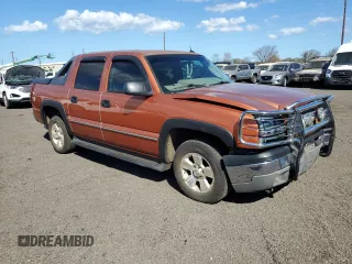 2004 Chevrolet Avalanche z VIN 3GNEC12T44G248898, wystawiony jako Copart lot #86504724 z przebiegiem 57 351 mil mil oraz Szkoda całkowita • Salvage title. Historia ofert i sprzedaży dostępna na DreamBid. Obrazek 4.