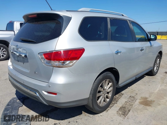 2013 Nissan Pathfinder SL with VIN 5N1AR2MN3DC618506, listed as a IAAI auction lot 42206992 with 156,649 mi miles and . Bid and sale history available at DreamBid. Image 4.