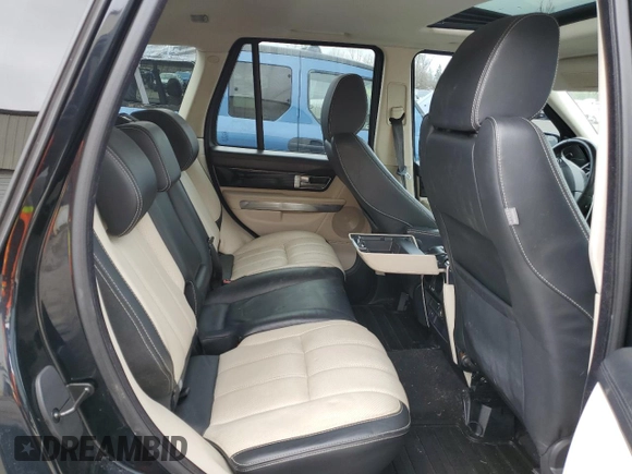 2011 Land Rover Range Rover Sport SC z VIN SALSP2E4XBA708628, wystawiony jako Copart lot #48435575 z przebiegiem Nie podano mil oraz Szkoda całkowita • Salvage title. Historia ofert i sprzedaży dostępna na DreamBid. Obrazek 10.
