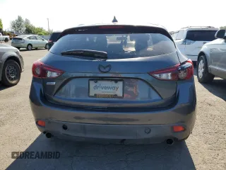 2016 Mazda 3 i Touring z VIN JM1BM1M78G1350359, wystawiony jako Copart lot #61402355 z przebiegiem 155 417 mil mil oraz Czysty tytuł • Clean title. Historia ofert i sprzedaży dostępna na DreamBid. Obrazek 6.