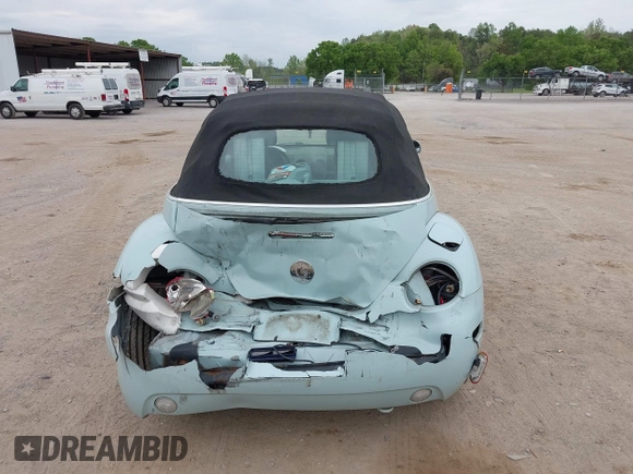 2005 Volkswagen Beetle GL with VIN 3VWBM31Y45M313007, listed as a IAAI auction lot 42075021 with 176,274 mi miles and . Bid and sale history available at DreamBid. Image 6.