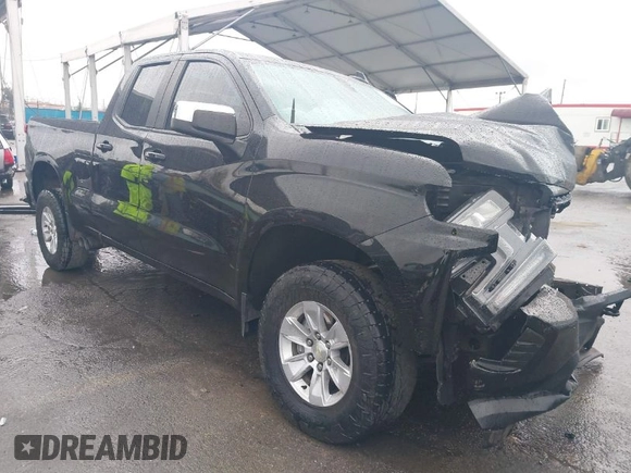 2020 Chevrolet Silverado 1500 LT with VIN 1GCRYDED0LZ218572, listed as a IAAI auction lot 41720498 with 82,386 mi miles. Bid and sale history available at carsss.com. Image 1.