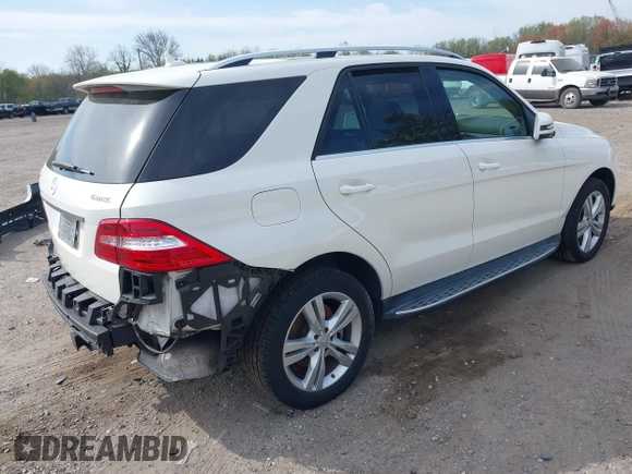 2013 Mercedes-Benz M 350 with VIN 4JGDA5HB8DA162911, listed as a IAAI auction lot 42093884 with 56,177 mi miles and . Bid and sale history available at DreamBid. Image 4.