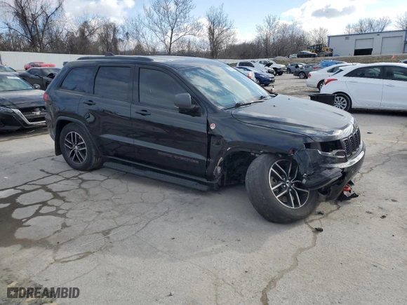 2018 Jeep Grand Cherokee Trailhawk with VIN 1C4RJFLTXJC130476, listed as a Copart auction lot 84261664 with NaN miles and Salvage Title. Bid and sale history available at carsss.com. Image 4.