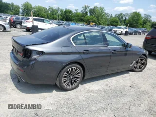 2021 BMW 5 Series 530i xDrive with VIN WBA13BJ01MWW93568, listed as a Copart auction lot 61368935 with 107,638 mi miles and Salvage title. Bid and sale history available at DreamBid. Image 3.
